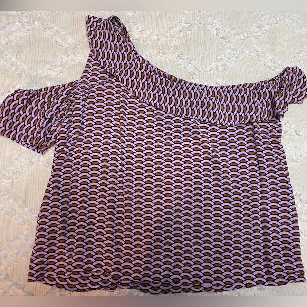 Valija Off-Shoulder Patterned Blouse